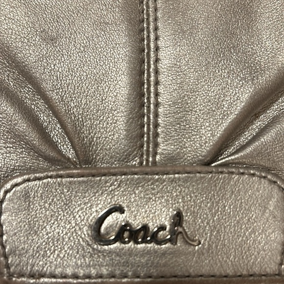 Coach - Picture 9 of 9